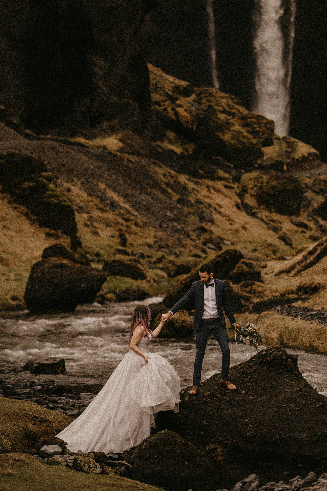 Iceland Elopement couples photoshoot