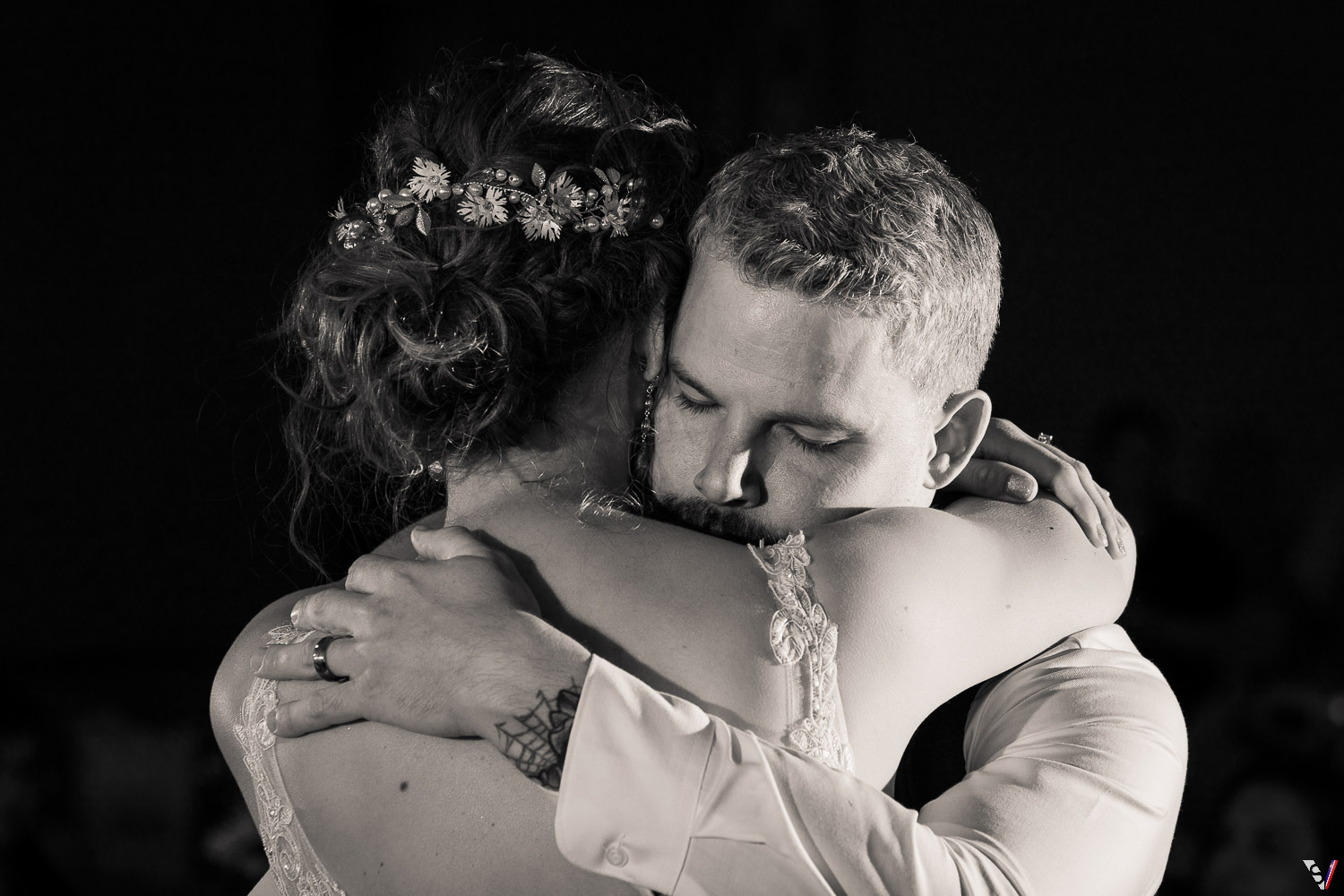 first dance groom bride calgary with hugs
