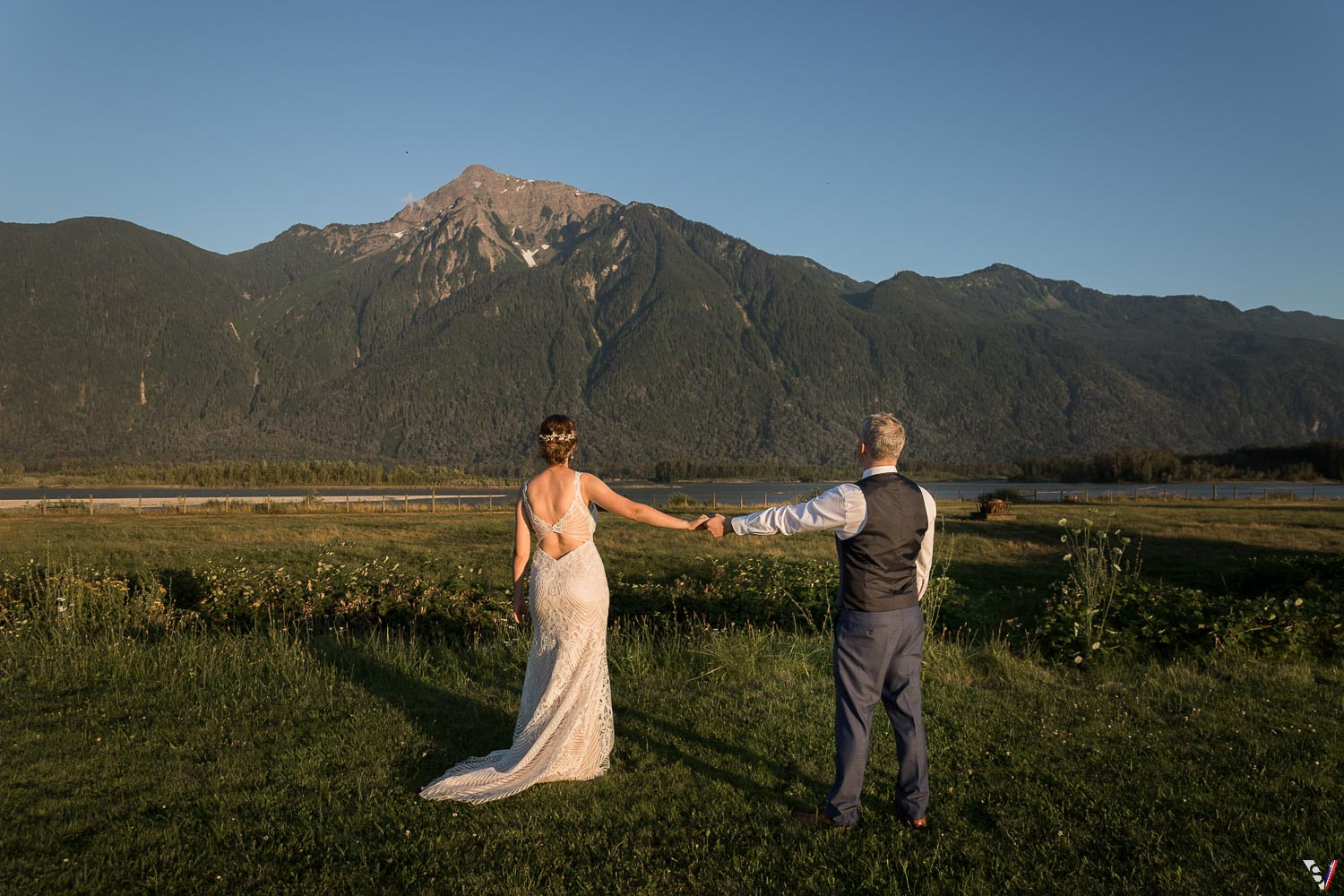 Rocky mountain wedding sunset time