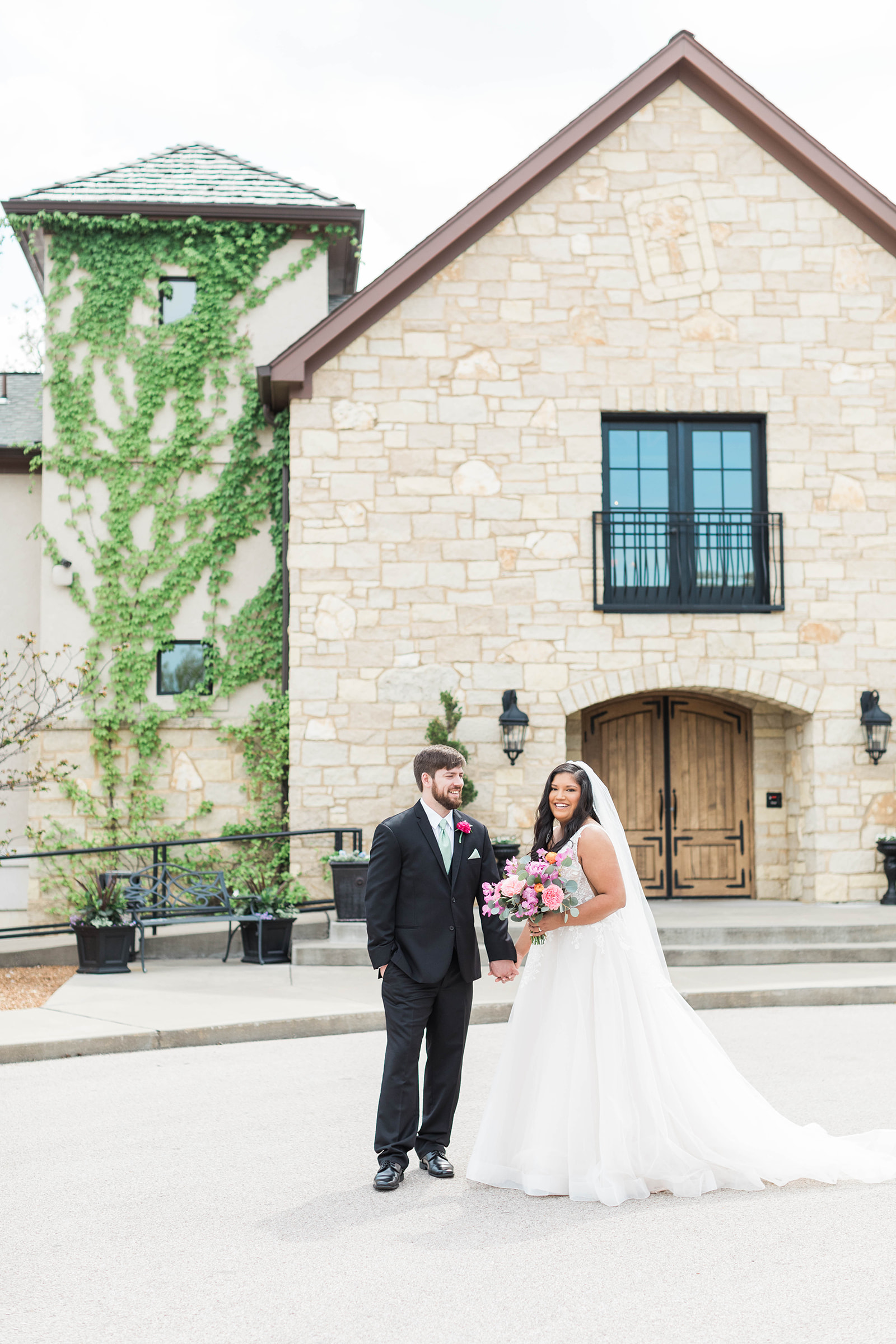 A bride and groom married at Silver Oaks Chateau in the spring