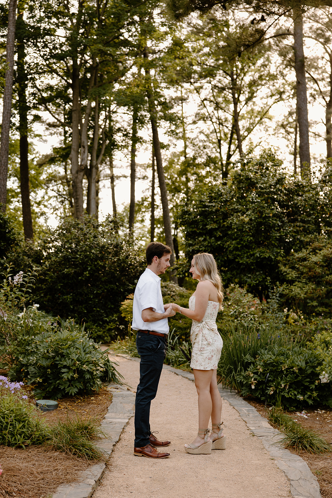 raleigh proposal locations raleigh proposal photographer raleigh egagement photographer proposal session garden proposal