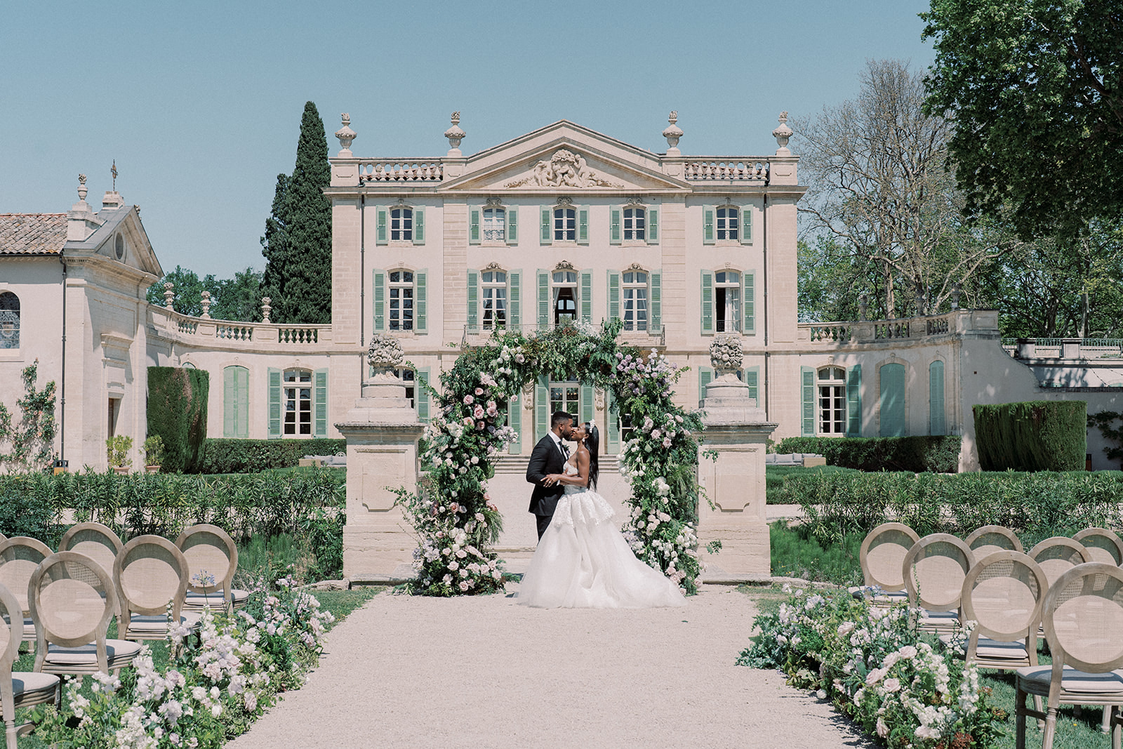 Destination wedding at Chateau de Tourreau 