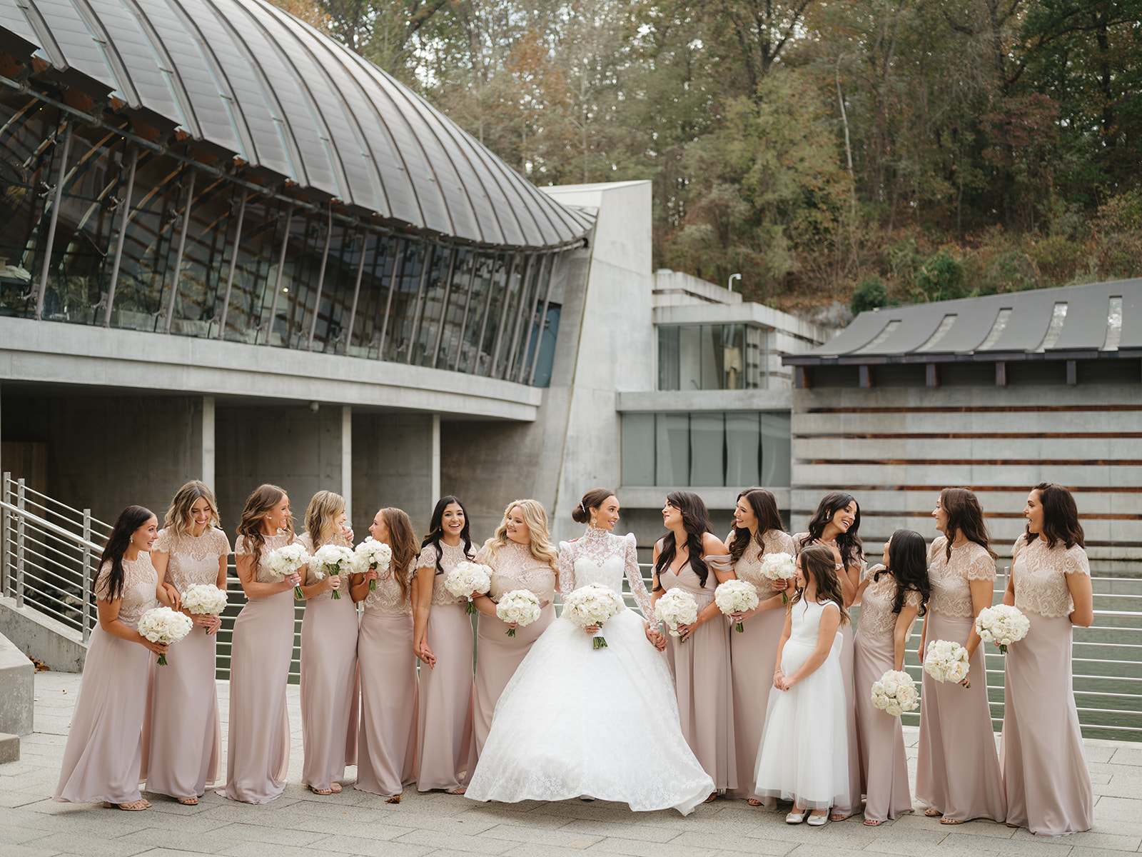 crystal bridges museum bridesmaids on wedding day