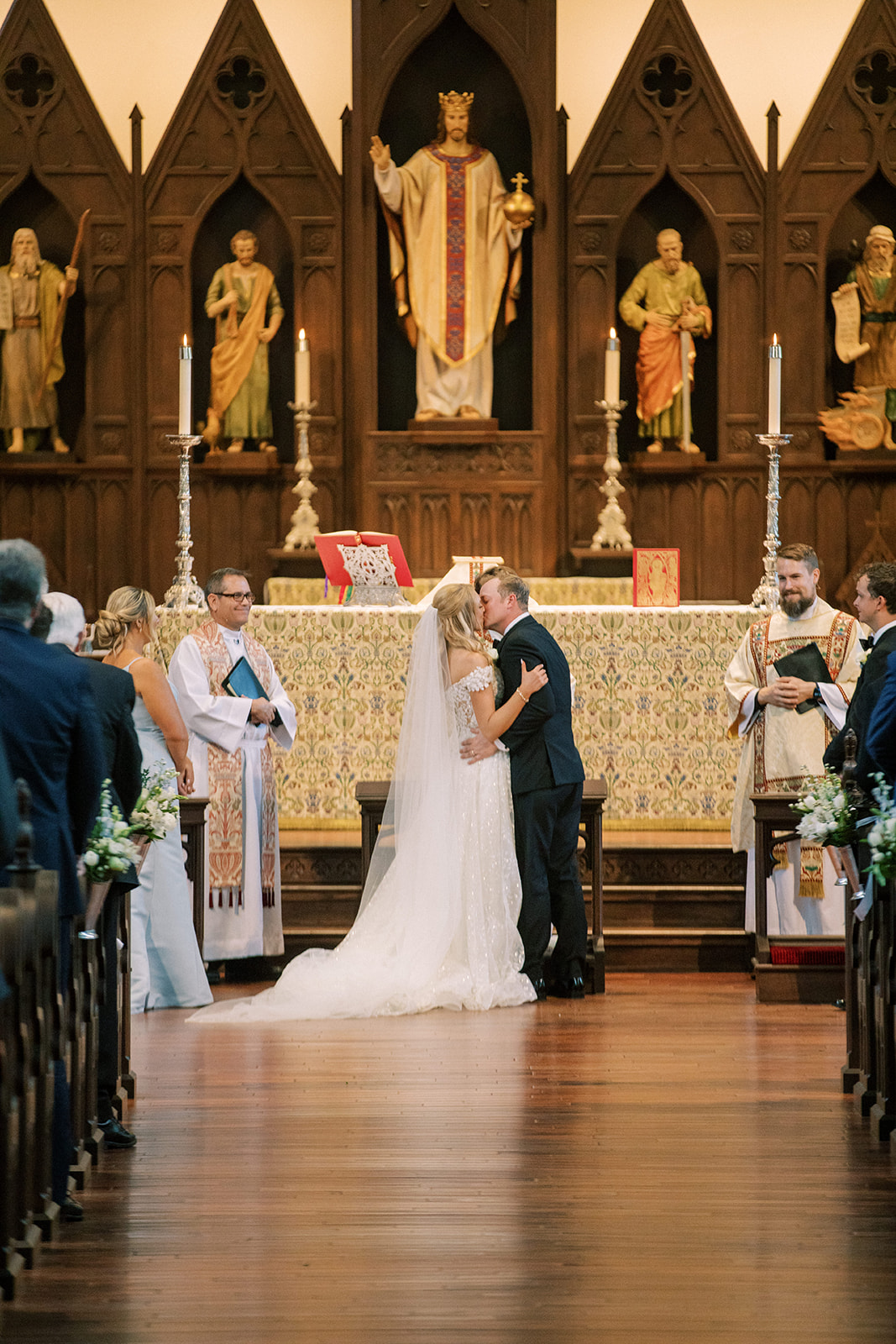 wedding ceremony inside st peters anglican church
