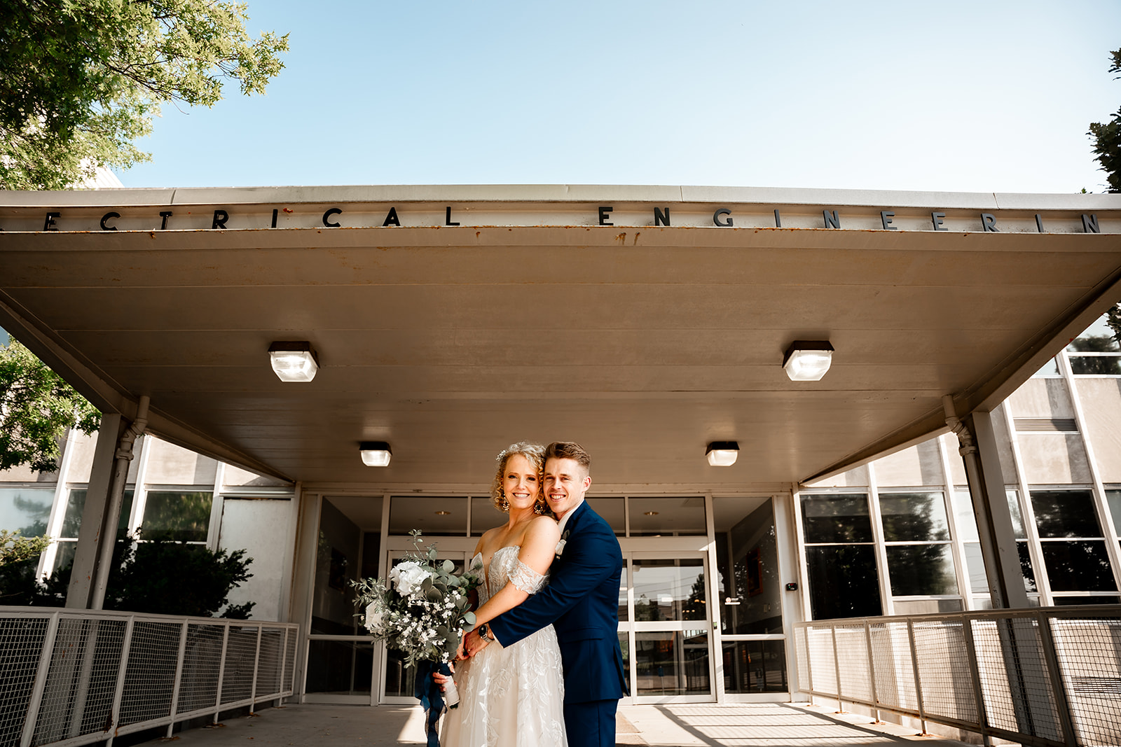 engineering wedding bride and groom photography at Missouri S&T