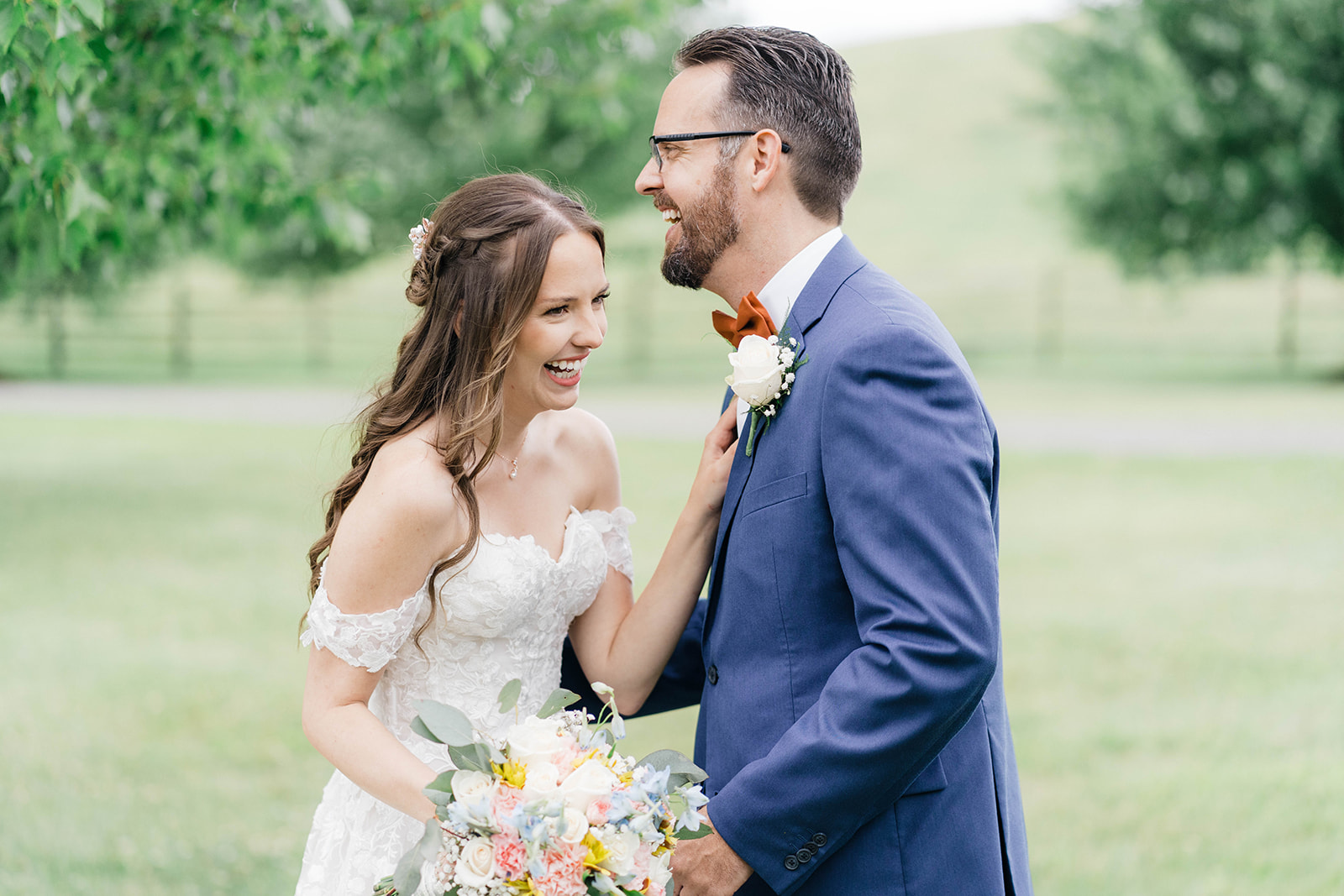 Armstrong farm joy-filled celebration in the rustic barn radiated love and charm_Marien J Malloy