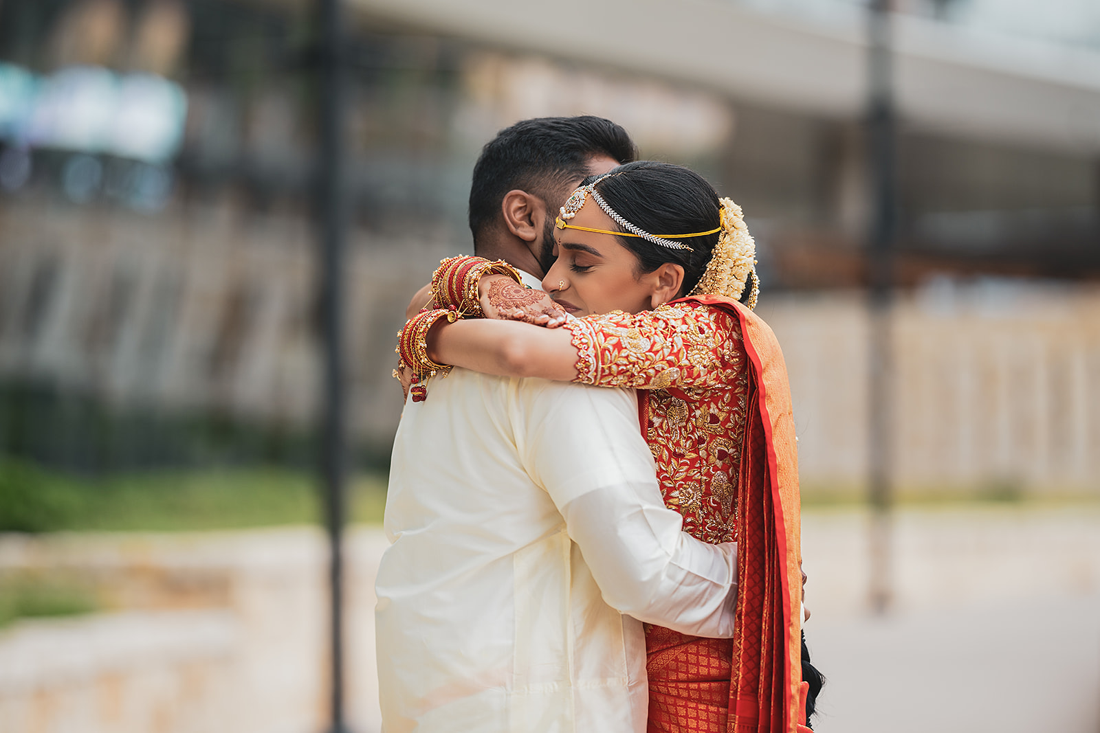 indian couple wedding photos live by Lowes arlington