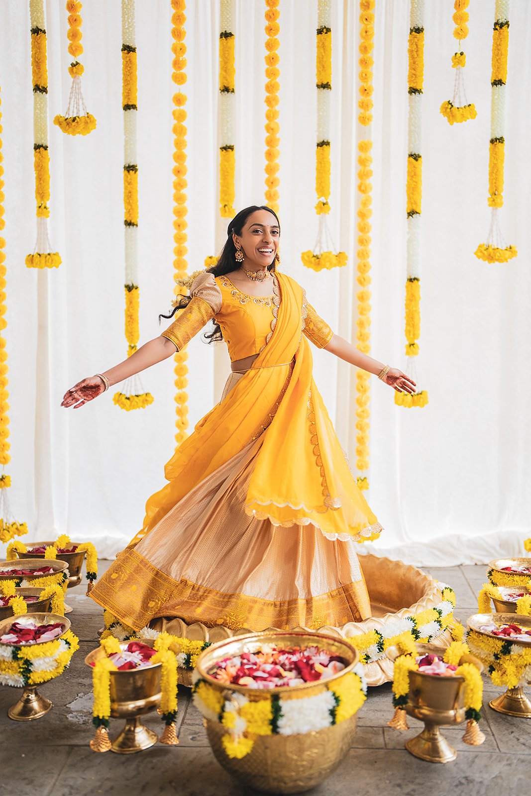 Bridal haldi in yellow dress pose ideas