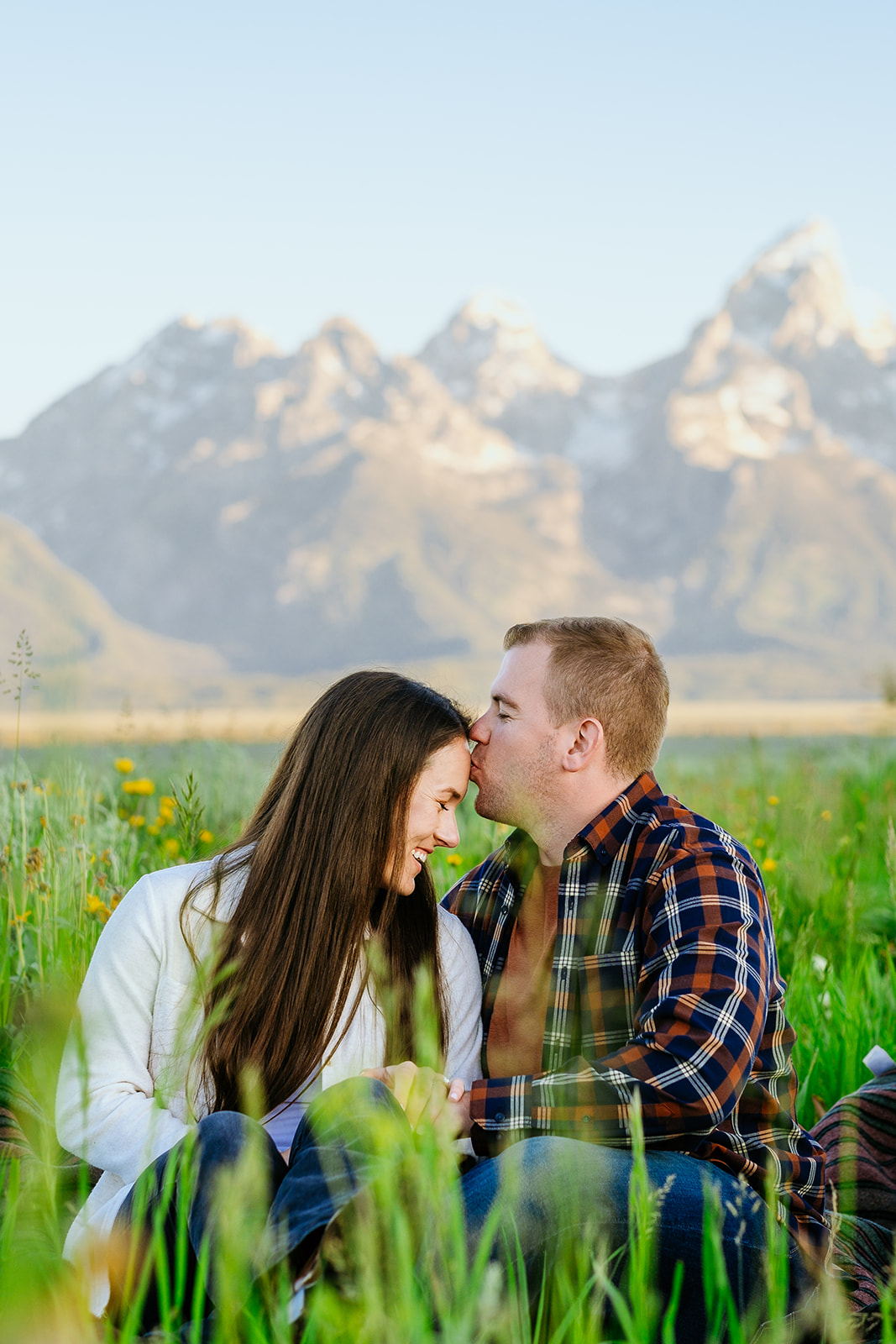 couple engagment photos in grand teton national park-9