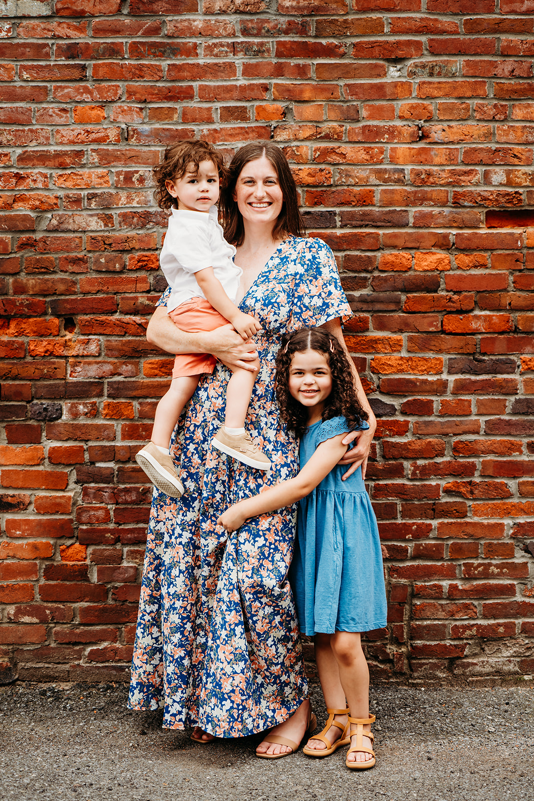 Downtown pgh family photoshoot