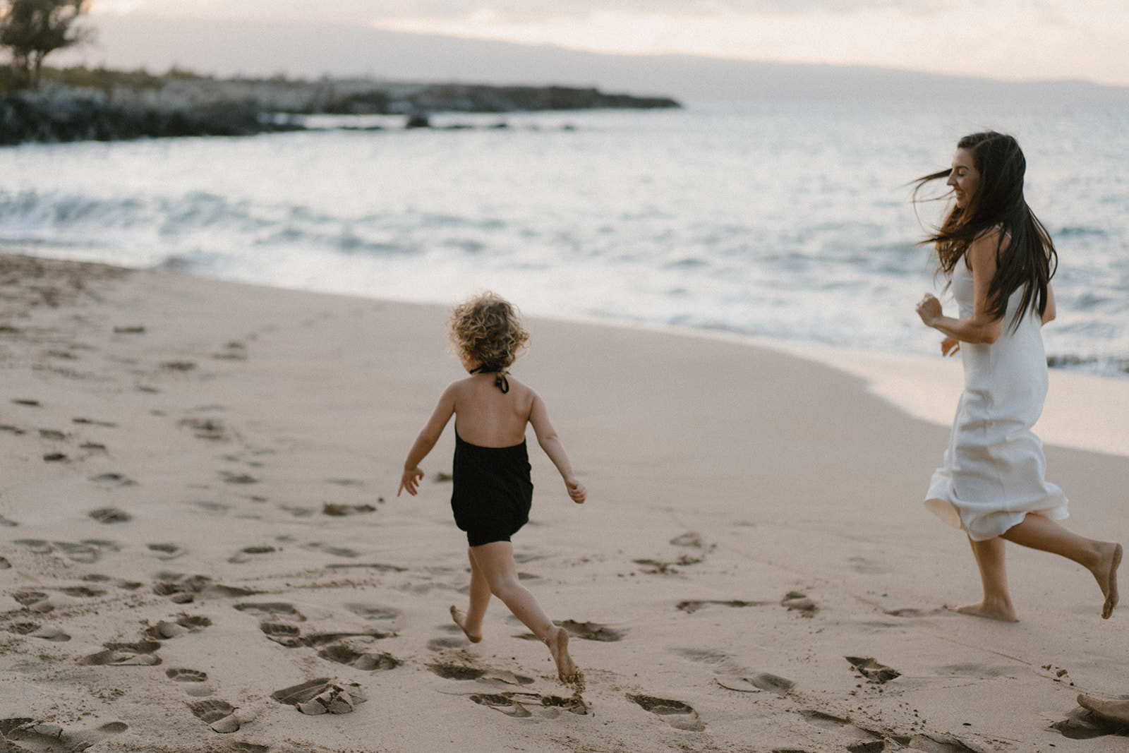 Maui Family Photographer, Genuine Candid Family Sunset Beach Session 