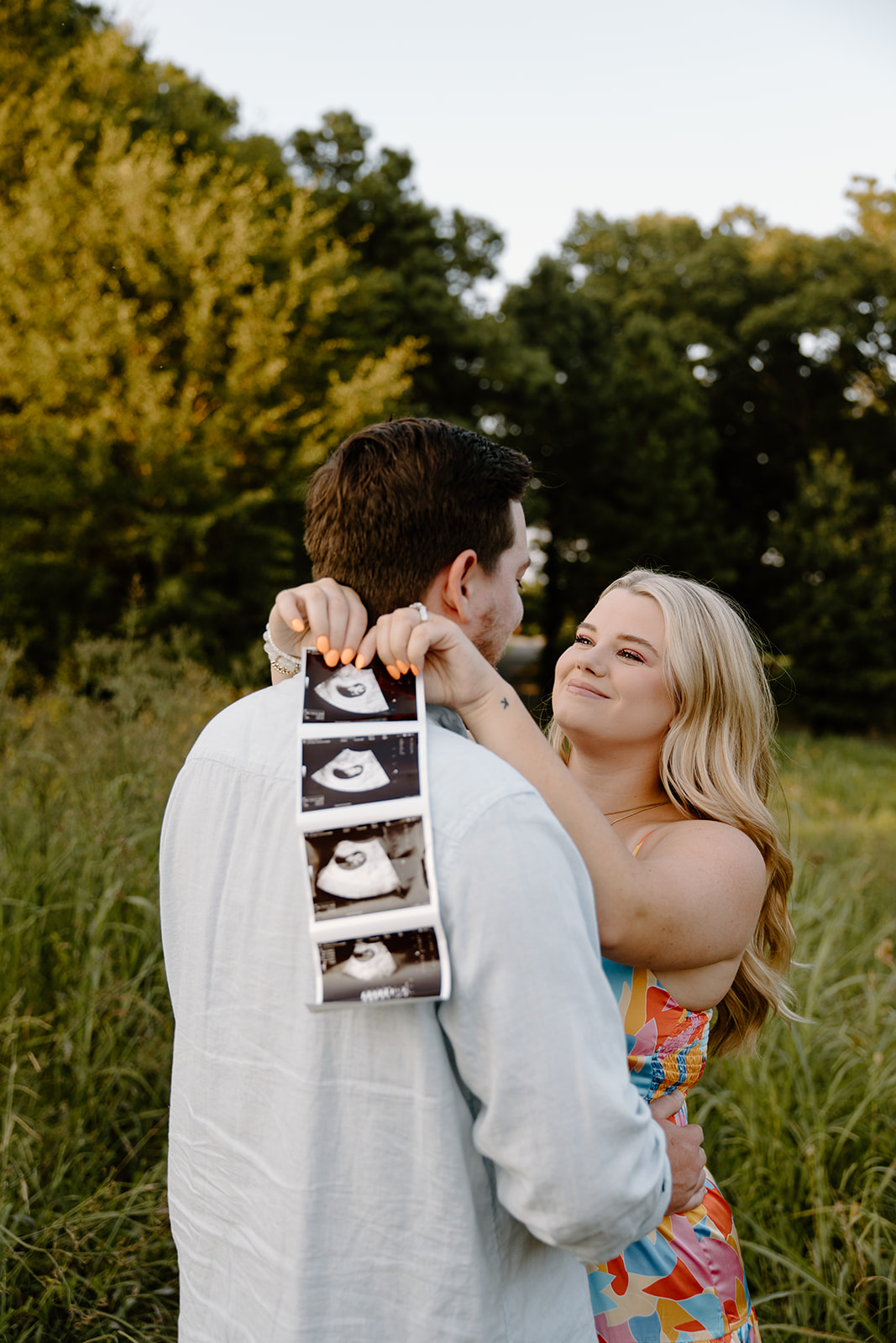 Pregnancy announcement photoshoot locations in Raleigh, North Carolina