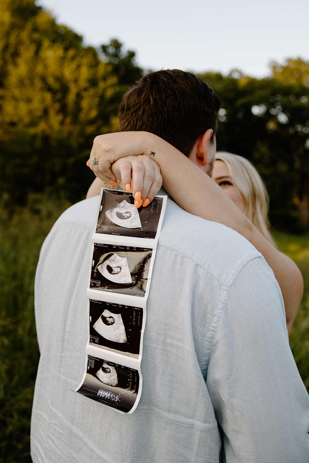 Pregnancy announcement photoshoot locations in Raleigh, North Carolina