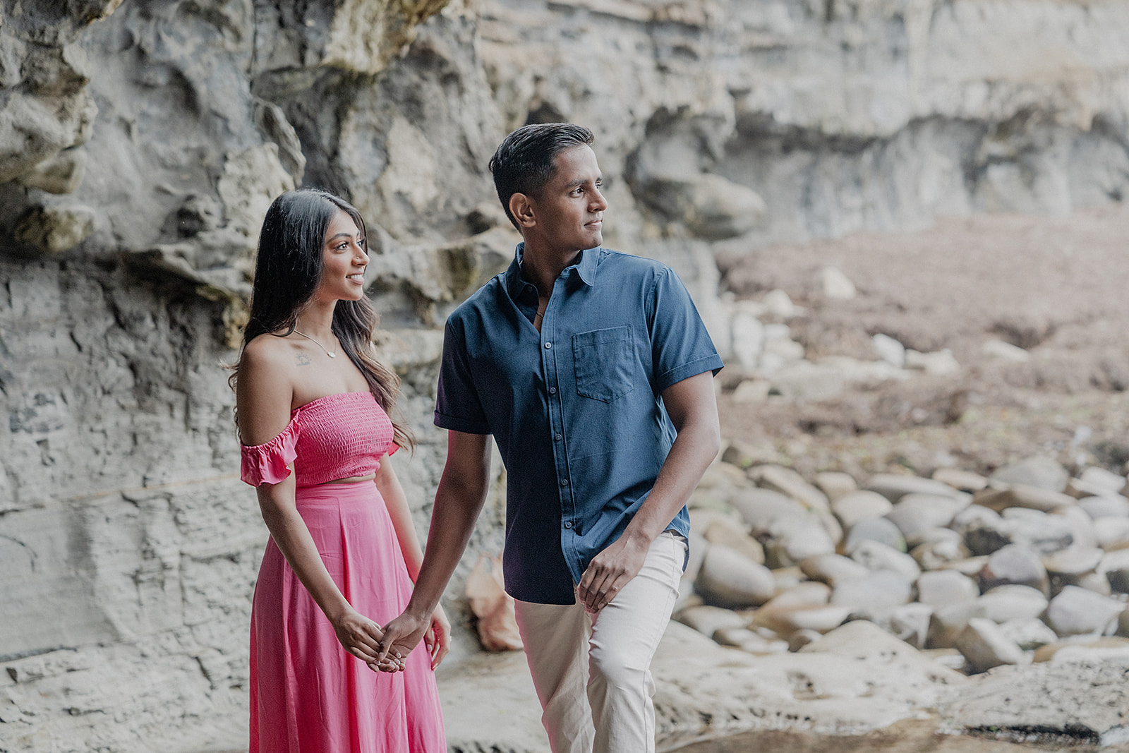 San Diego engagement photography location Sunset Cliffs cave