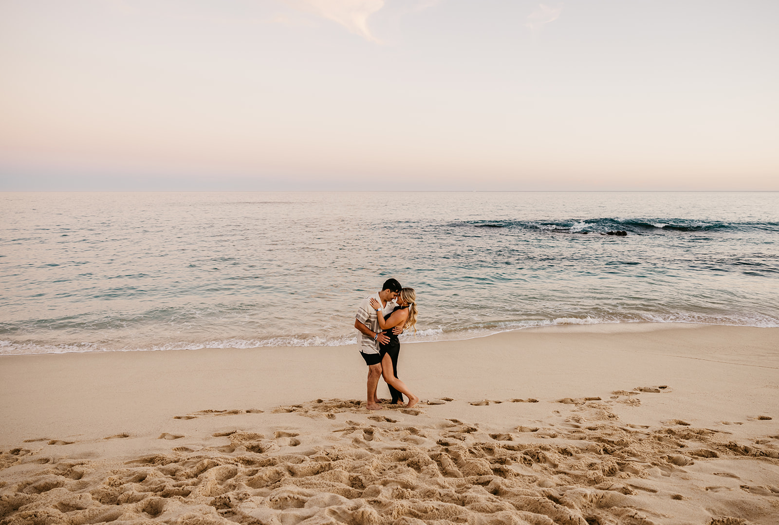 Destination Wedding Photographer, Dani Rawson Photo, shares inspiration for a destination wedding welcome party in Cabo,
