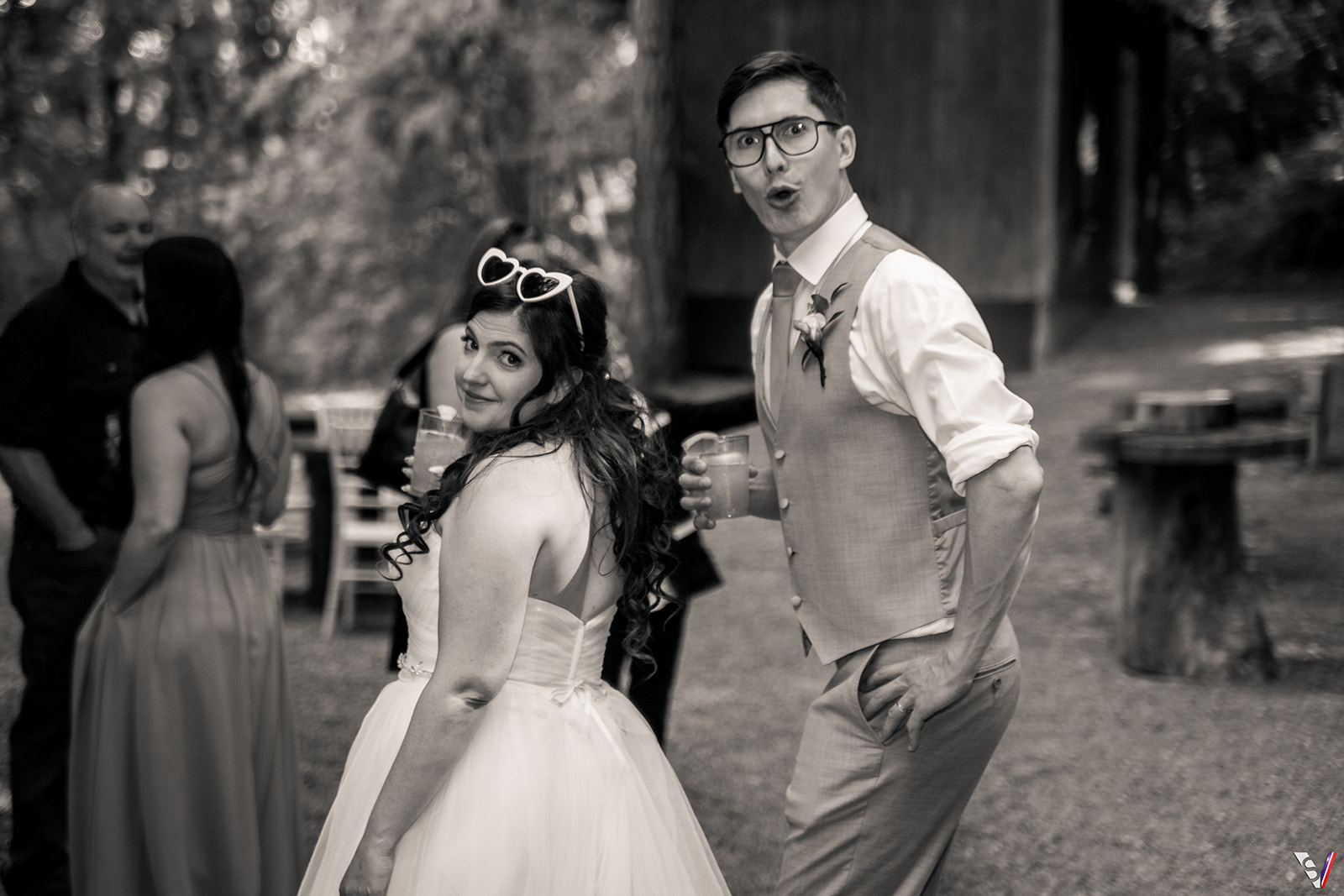 Paparazzi wedding style Photographers Lethbridge and Calgary