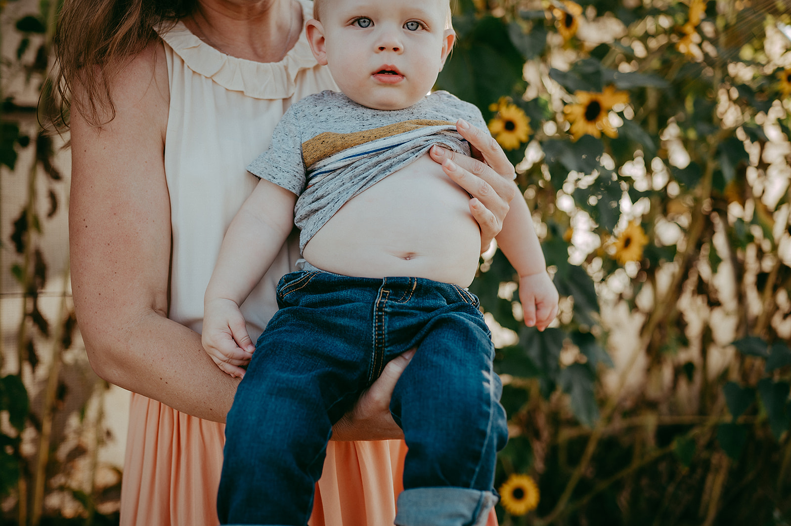 Cute baby belly button photo by Sunshine Lady Photography