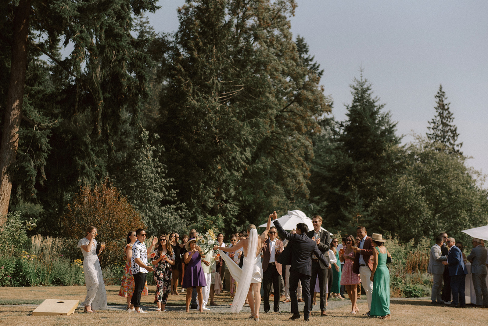 Vancouver wedding photographer captures photos of couple having their wedding at UBC Botanical Garden