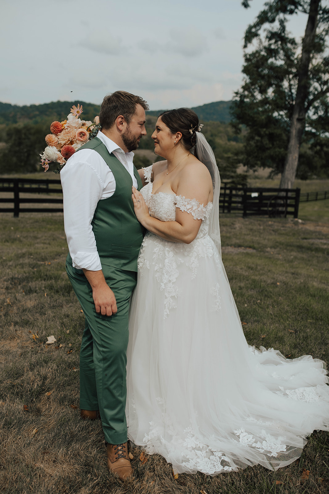 bride and groom portrait marriott ranch virginia
