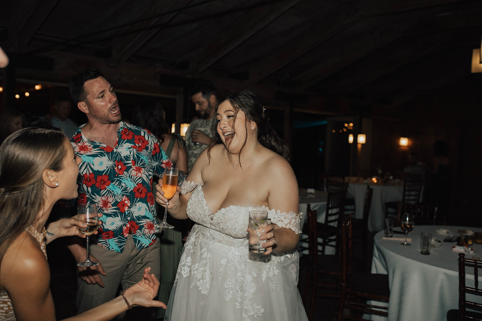 wedding photographer virginia candid