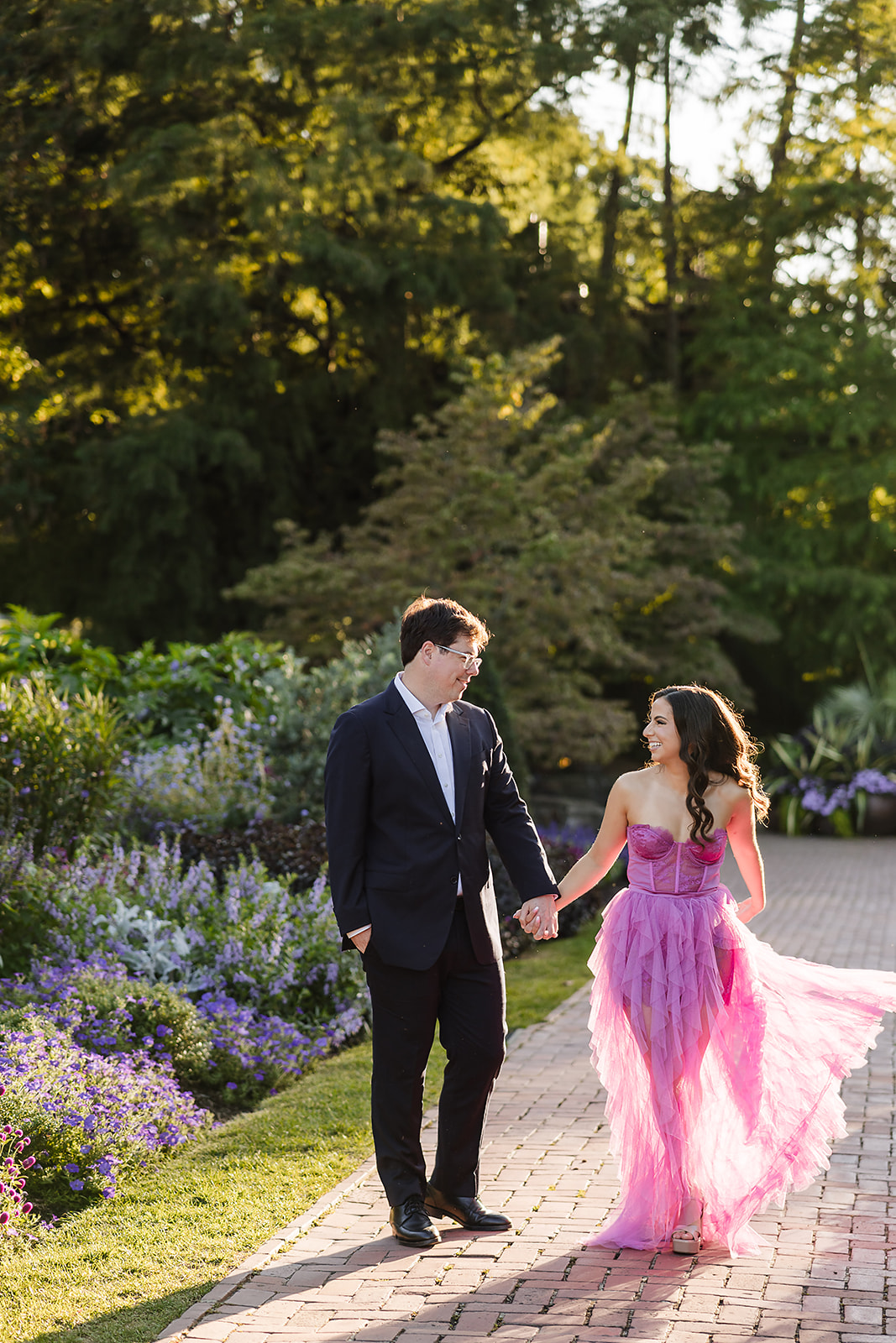 Editorial and timeless engagement session with an effortless feel at Longwood Gardens