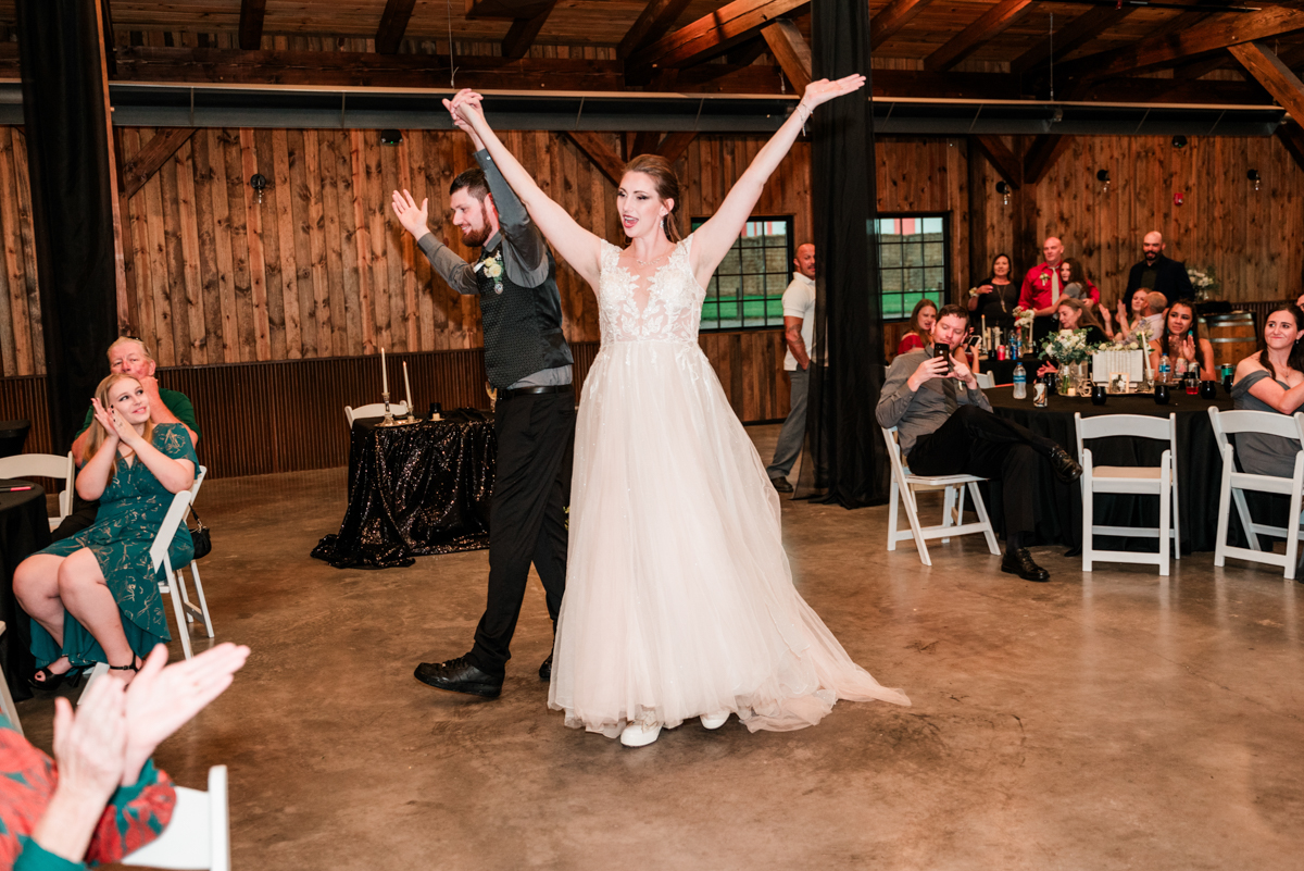 Orchard River View Wedding | Meghan & Cody