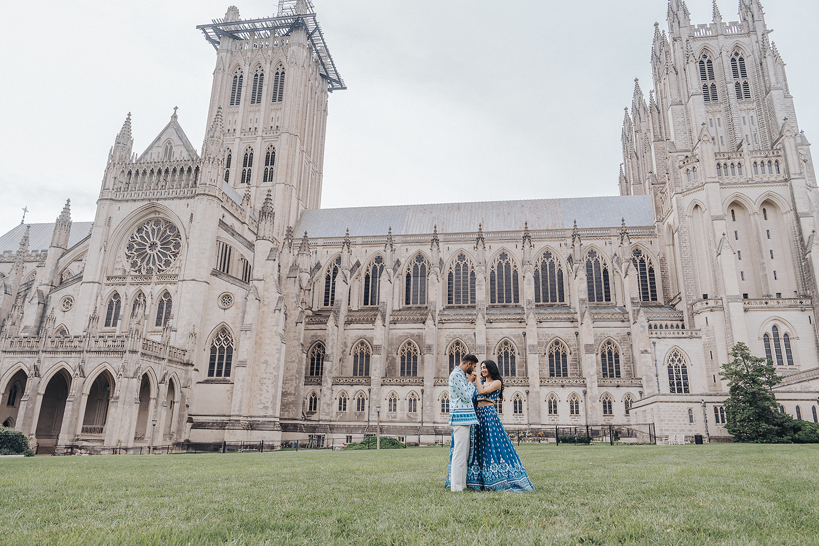 Washington National Cathedral engagement photo shoot 