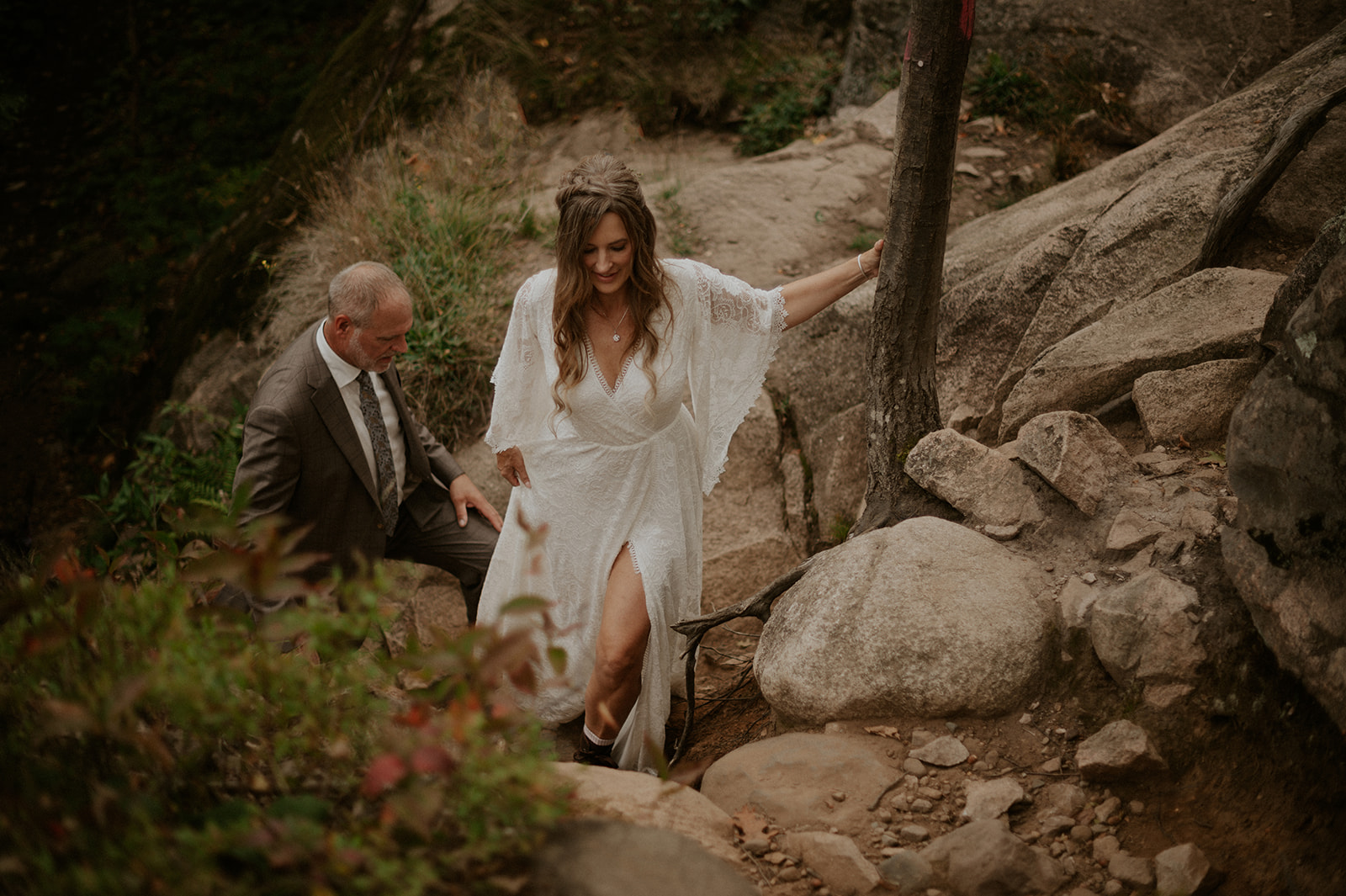 moody mountain elopement in marquette michigan