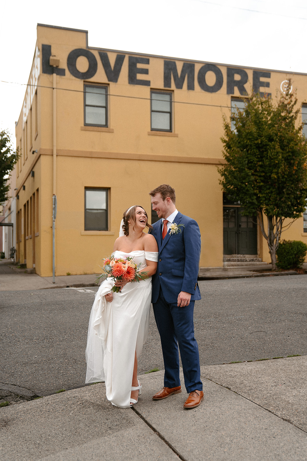 Colorful fall winery wedding at Cooper's Hall in Portland with vintage touches