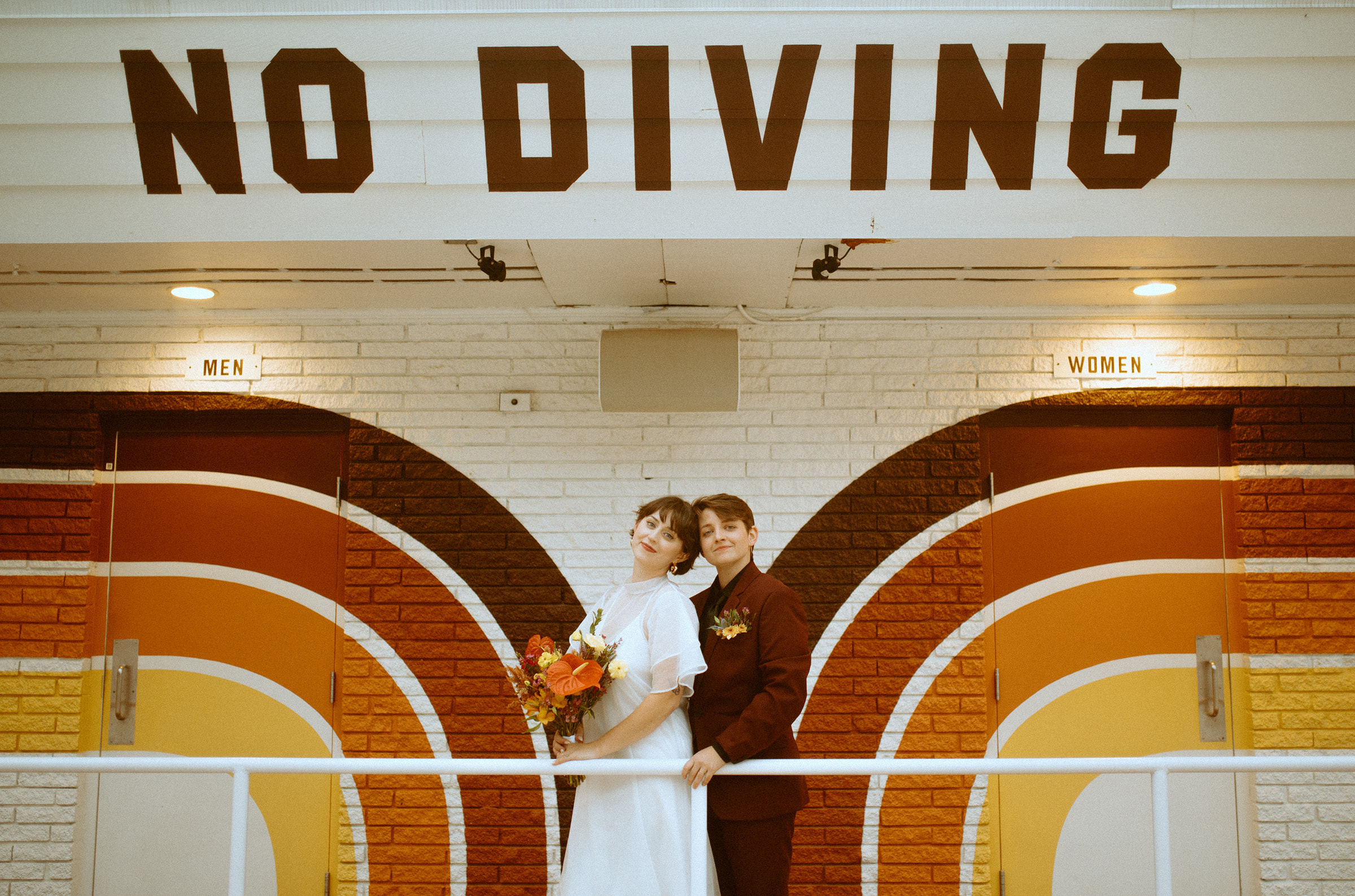 groovy wedding at The Dive Motel in Nashville Tennesee