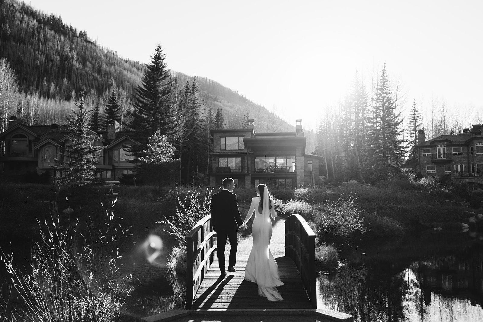 A bride and groom just married at Colorado's Vail Golf Club and Nordic Center.