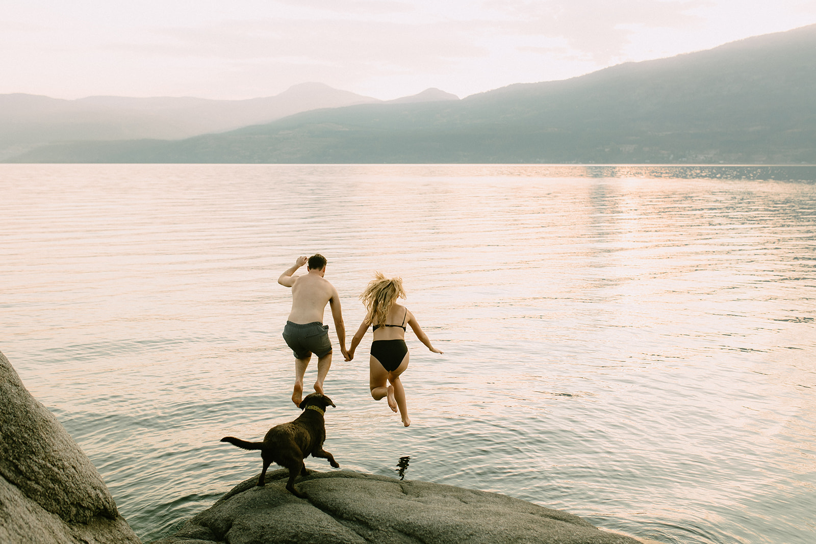 Ellison Provincial Park engagement photos in the autumn, kelowna wedding and engagement photographer, documentary style