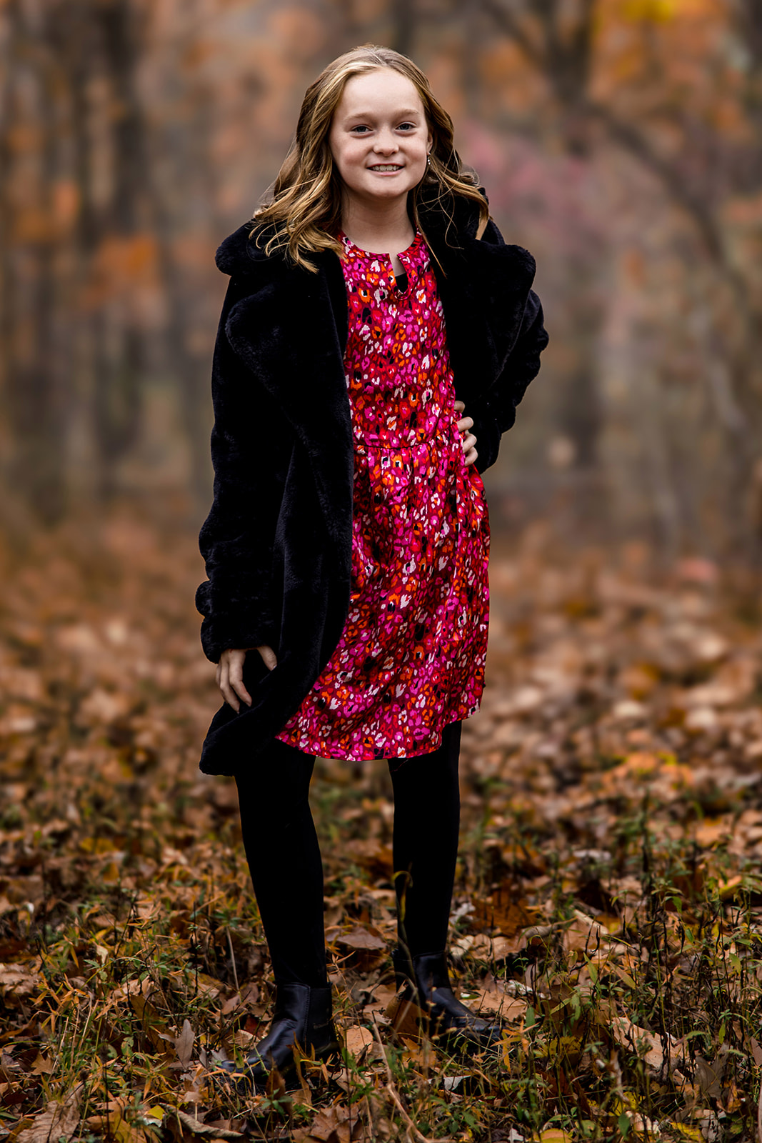 Golden Hour Gathering: West Salem's Autumn Family Portrait Session by Jeff Wiswell of J.L. Wiswell Photography of Onalas