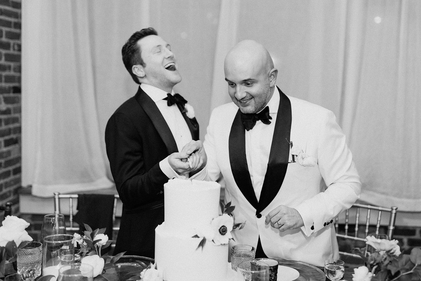 cake cutting at wedding 