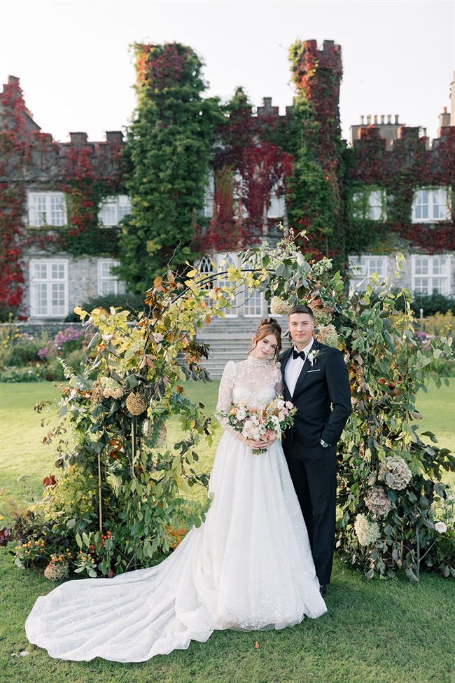 newlywed couple on the grounds of Luttrellstown Castle