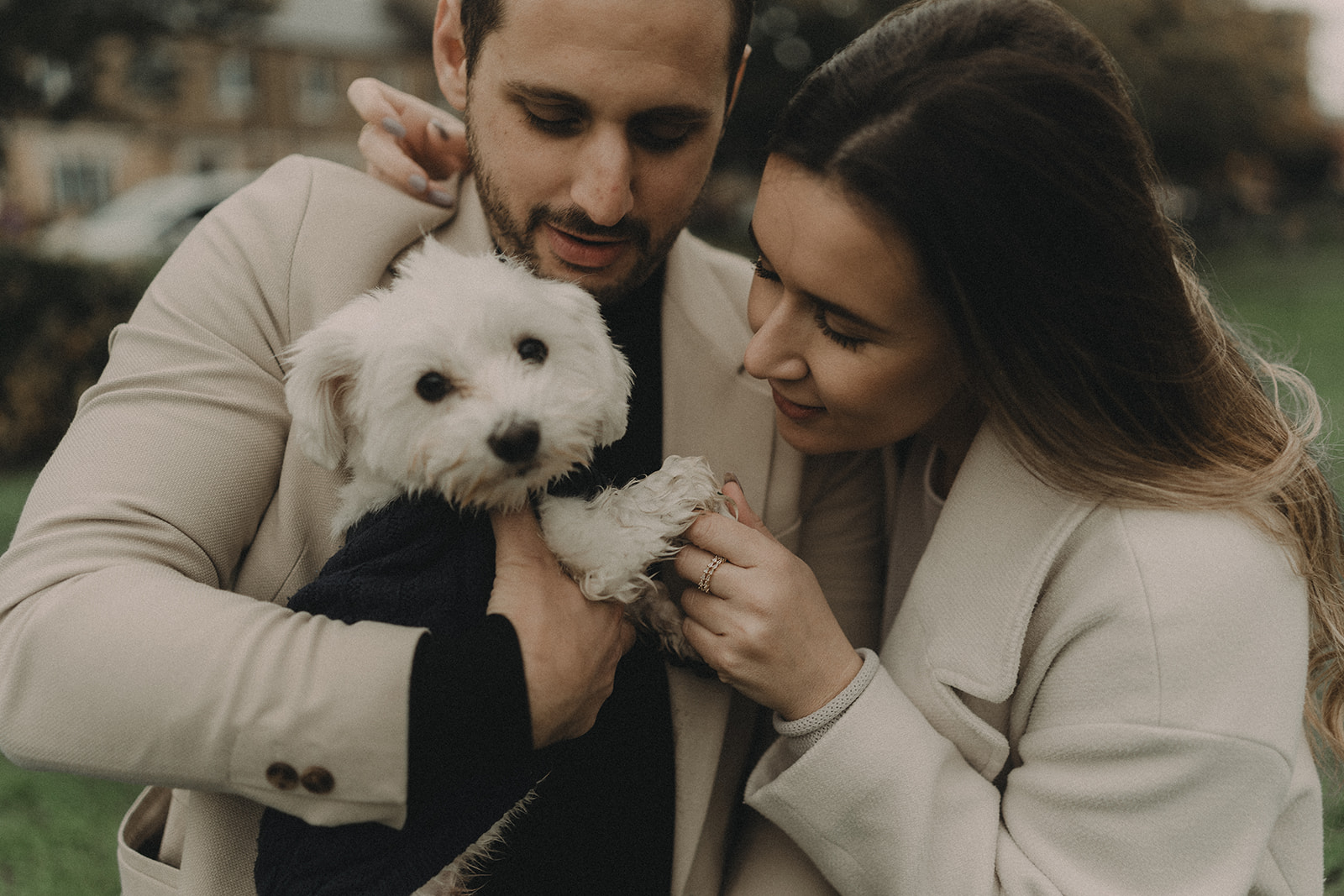 london couple with the dog 