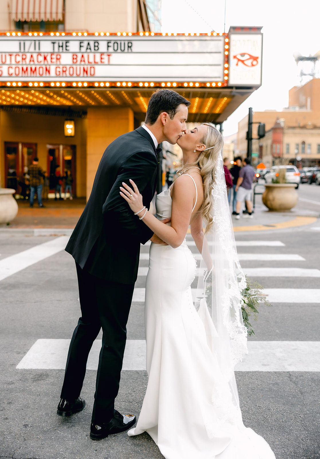Old Hollywood Wedding at The Grove Hotel in Idaho