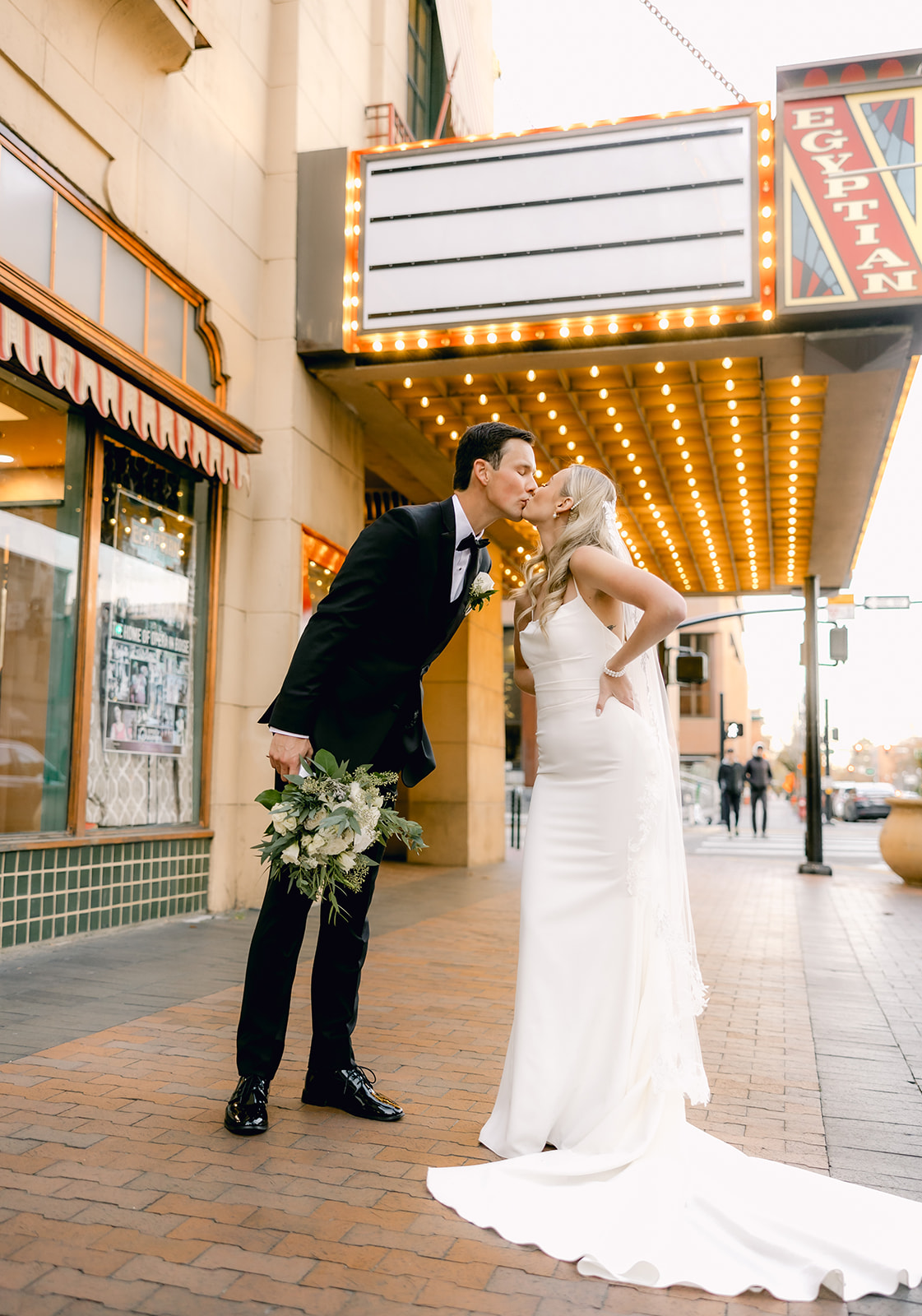 Old Hollywood Wedding at The Grove Hotel in Idaho
