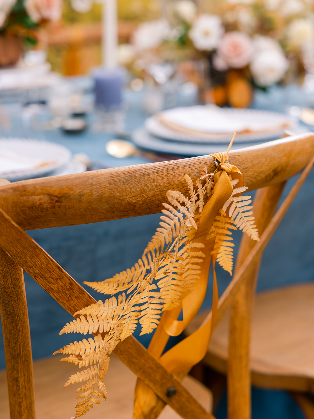 blue and gold wedding decor