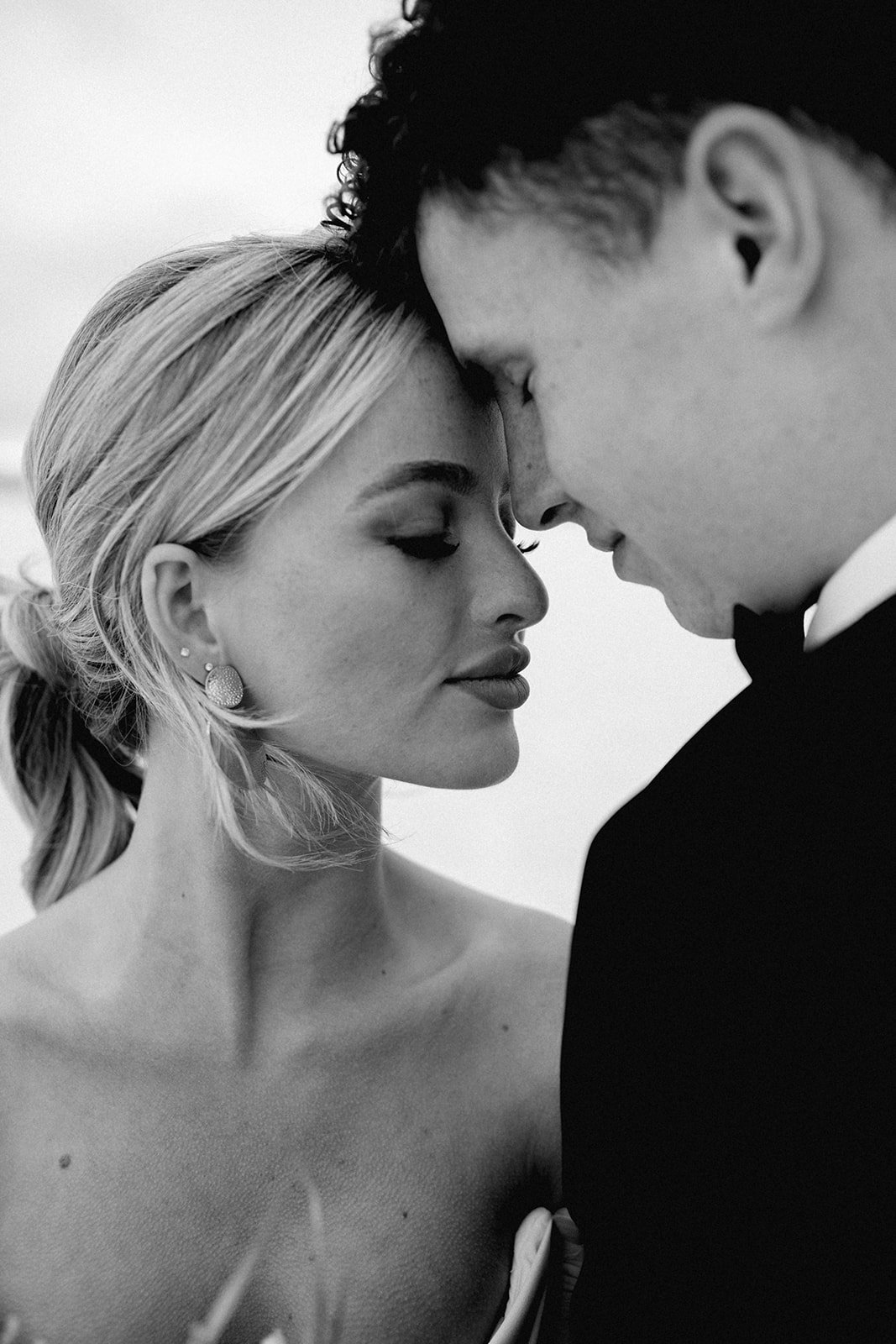 Photographer in Utah captures candid moments at the Salt Flats wedding.